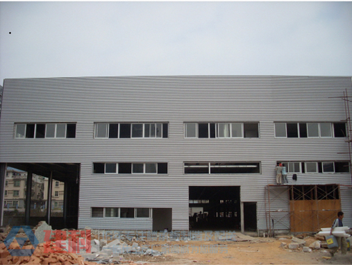 鋁鎂錳板，鋁鎂錳屋面系統之[field:title/]